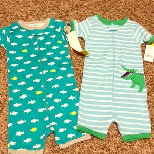 Boy Carter’s pjs:: 24MTS